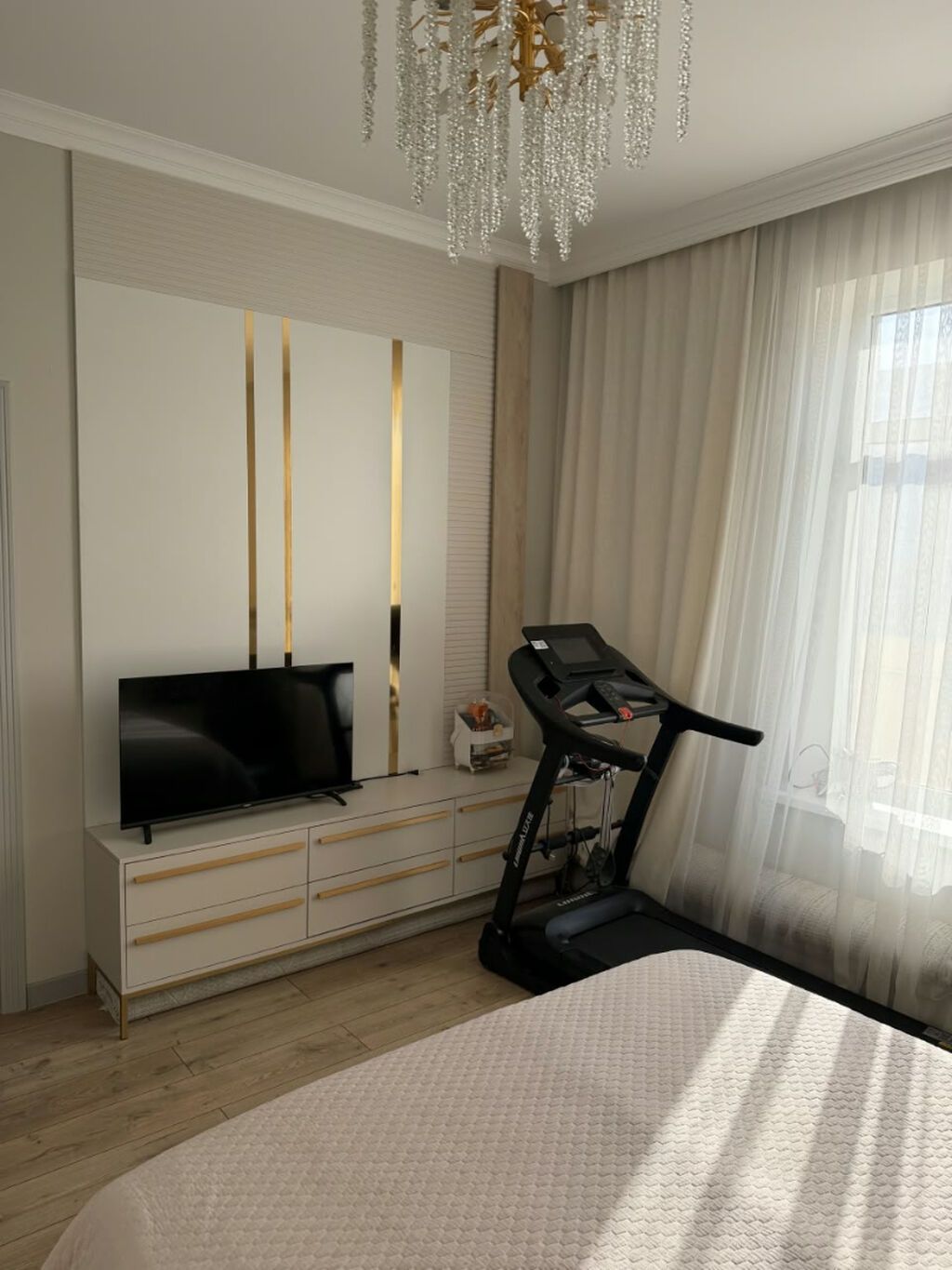 5 комнат, 200 м², 4 соток, Бишкек, Кок-Жар ж/м Агентство недвижимости: фото 3