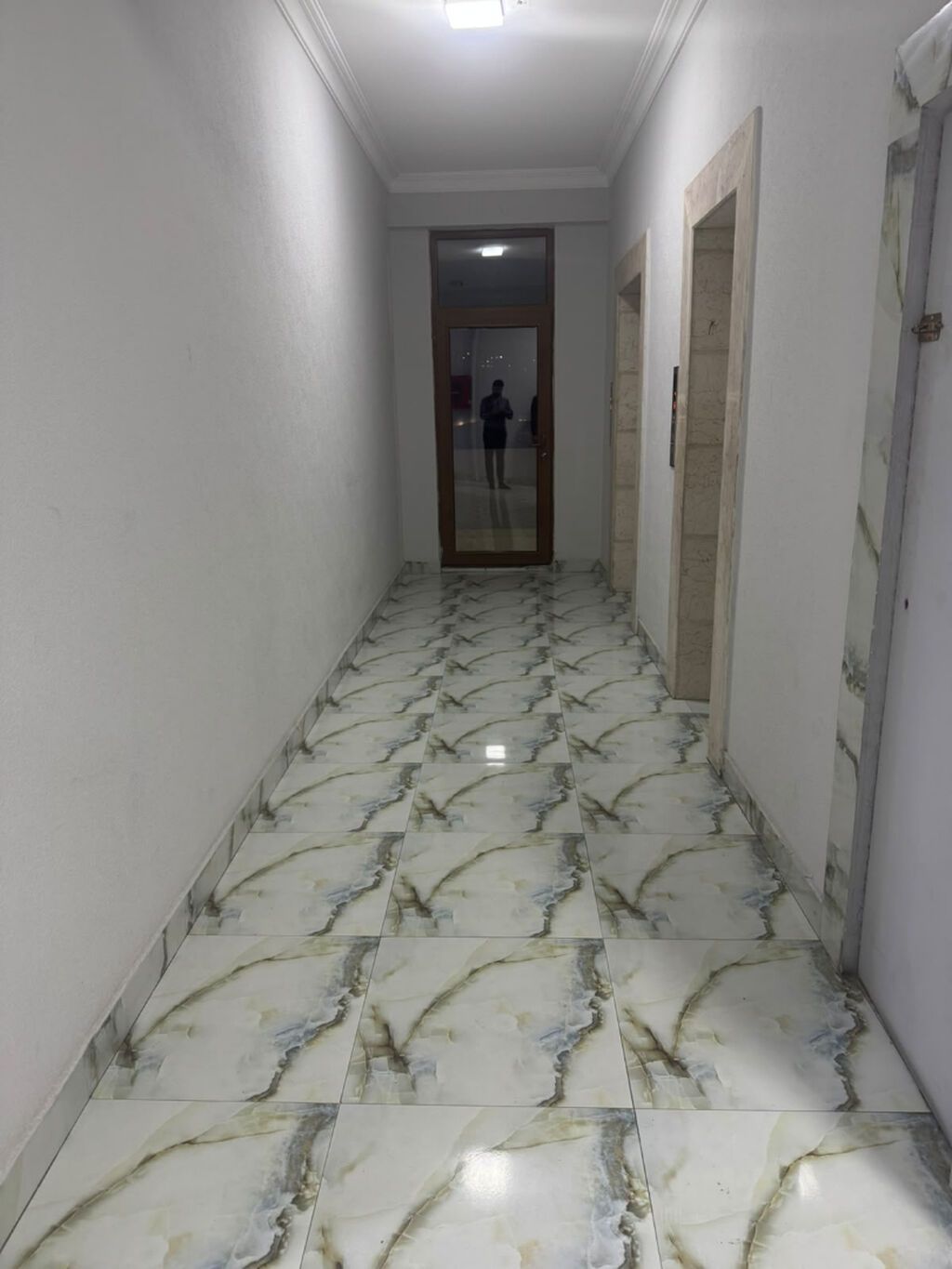 3 otaqlı, Yeni tikili, 165 kv. m