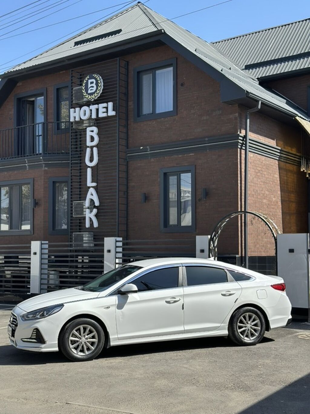 Hyundai Sonata: 2018 г., 2 л, Автомат, Газ, Седан: фото 4