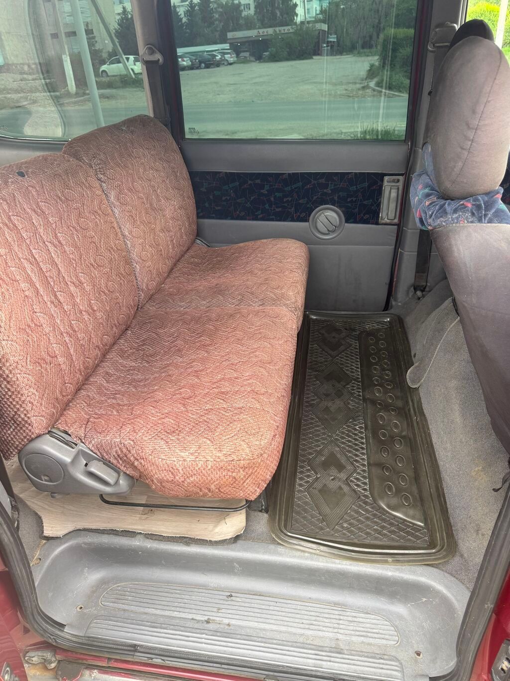 Nissan Serena: 2000 г., 1.6 л, Механика, Бензин, Минивэн: фото 3