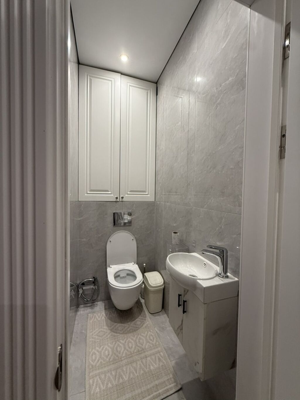 2 комнаты, 76 м², Асанбай мкр Элитка, 12 этаж, Дизайнерский ремонт: фото 2