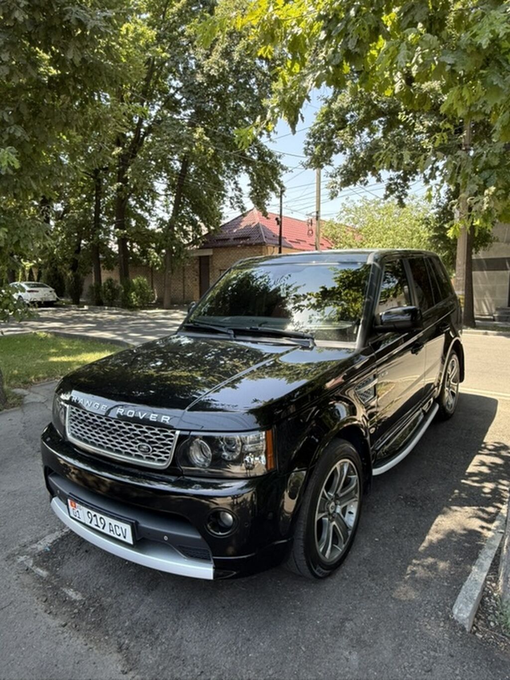 Land Rover Range Rover Sport: 2012 г., 5 л, Автомат, Бензин, Внедорожник: фото 3