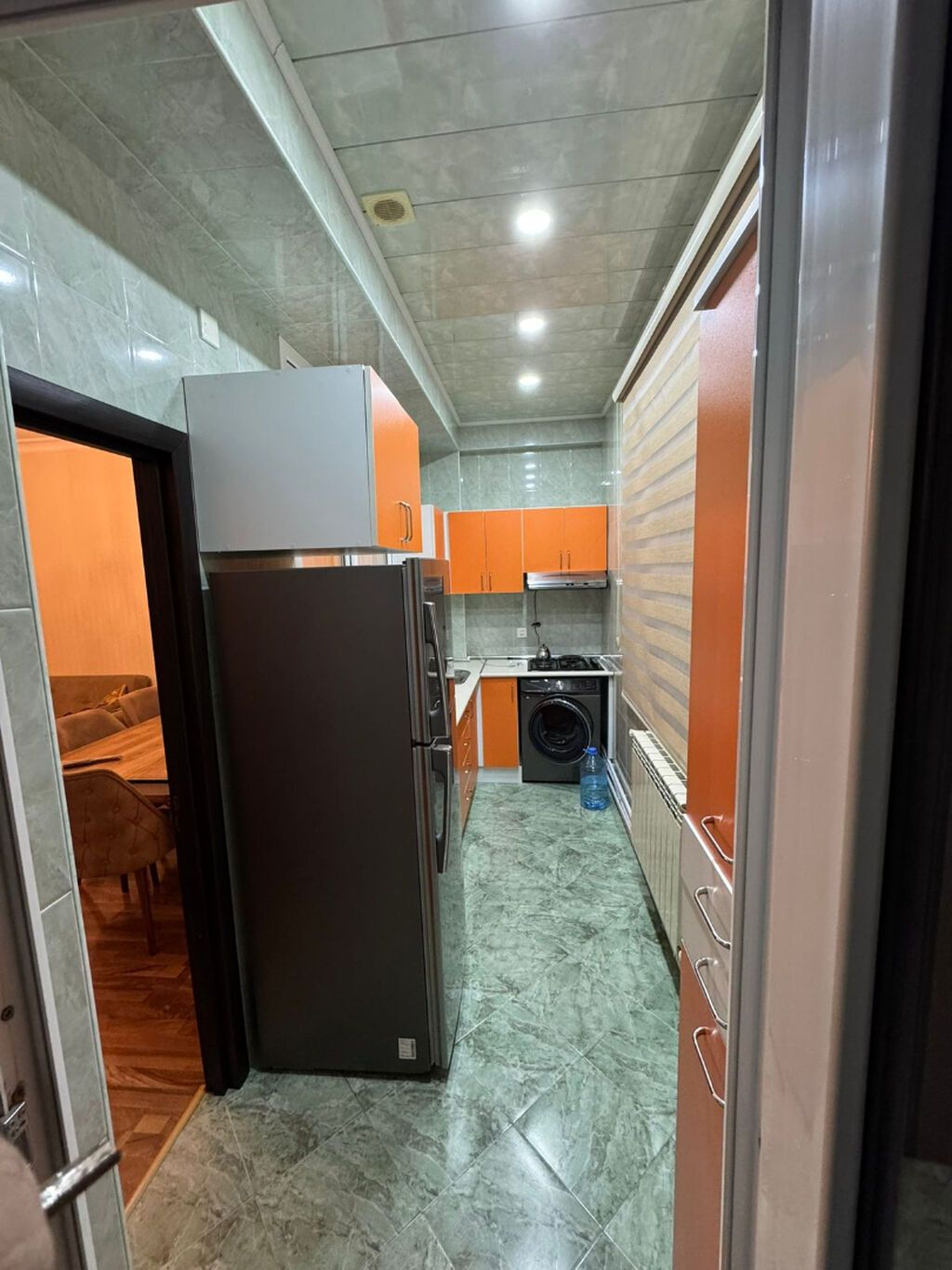 İnşaatçılar metrosu yaxınlığı, Yasamal Rayon Polis idarəsinin yanında