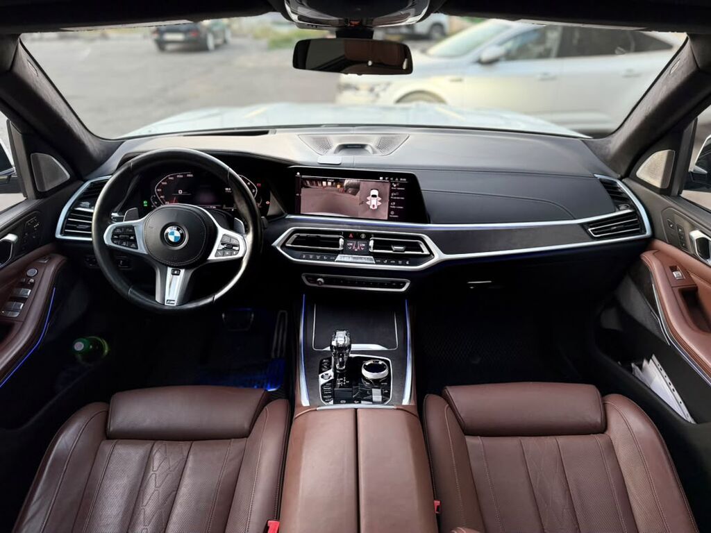 BMW X7: 2020 г., 4.4 л, Автомат, Бензин, Внедорожник: фото 7