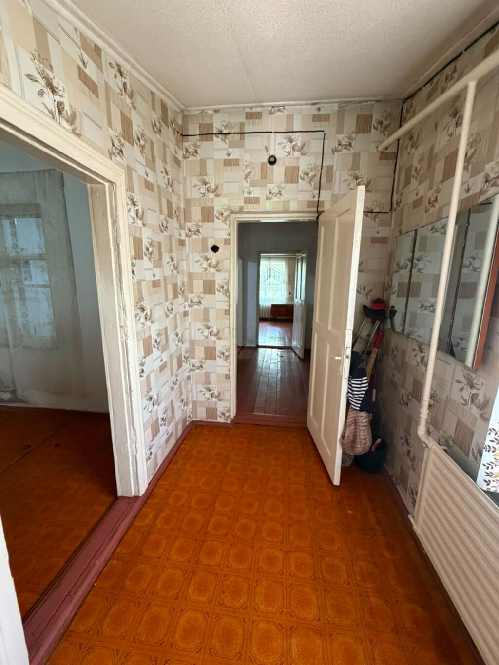 Продается 3‑комнатный дом барачного типа 55,87 м² в г. Кант, район РТС: фото 3