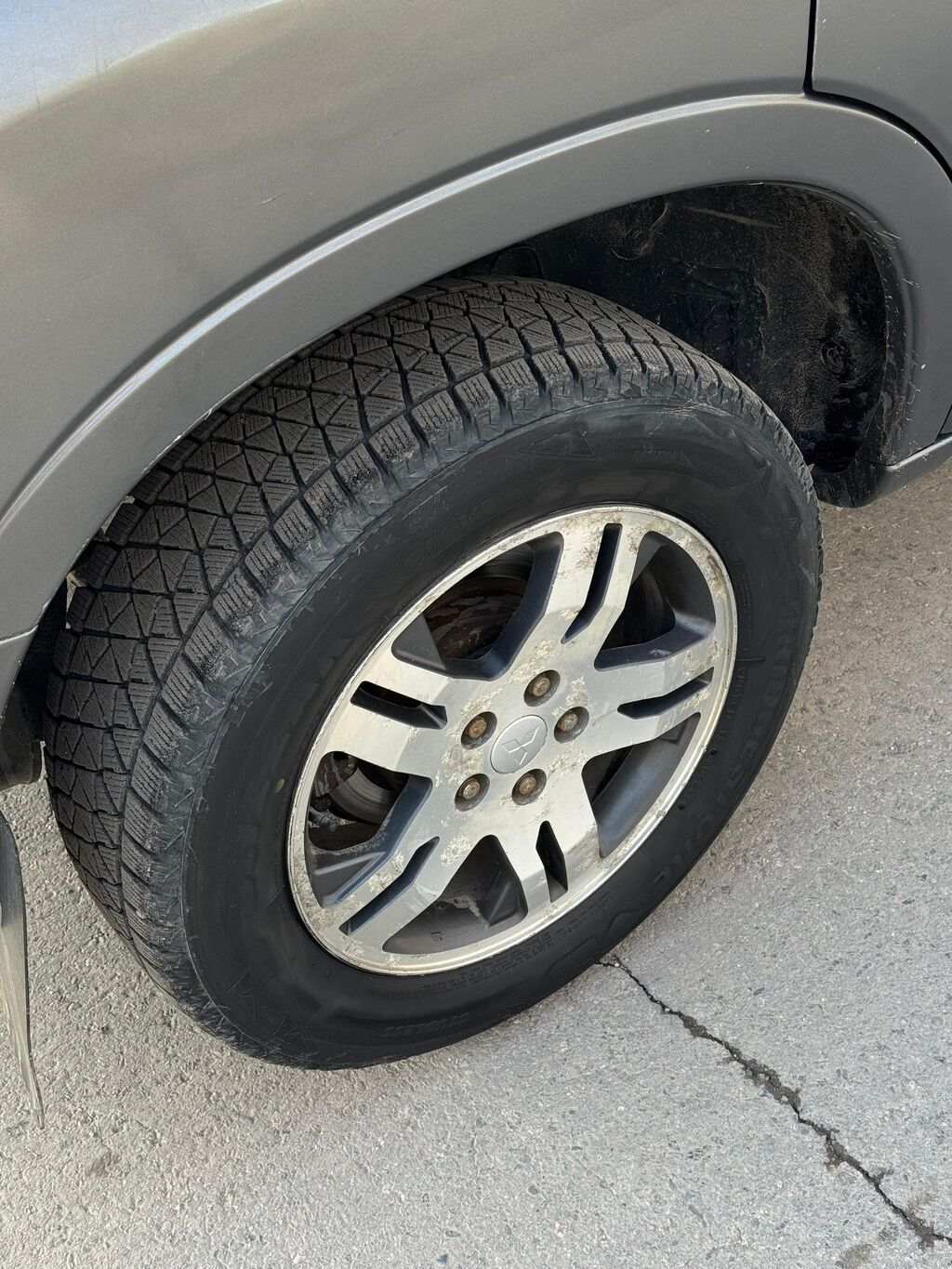 Mitsubishi Endeavor: 2004 г., 3.8 л, Автомат, Бензин: фото 6