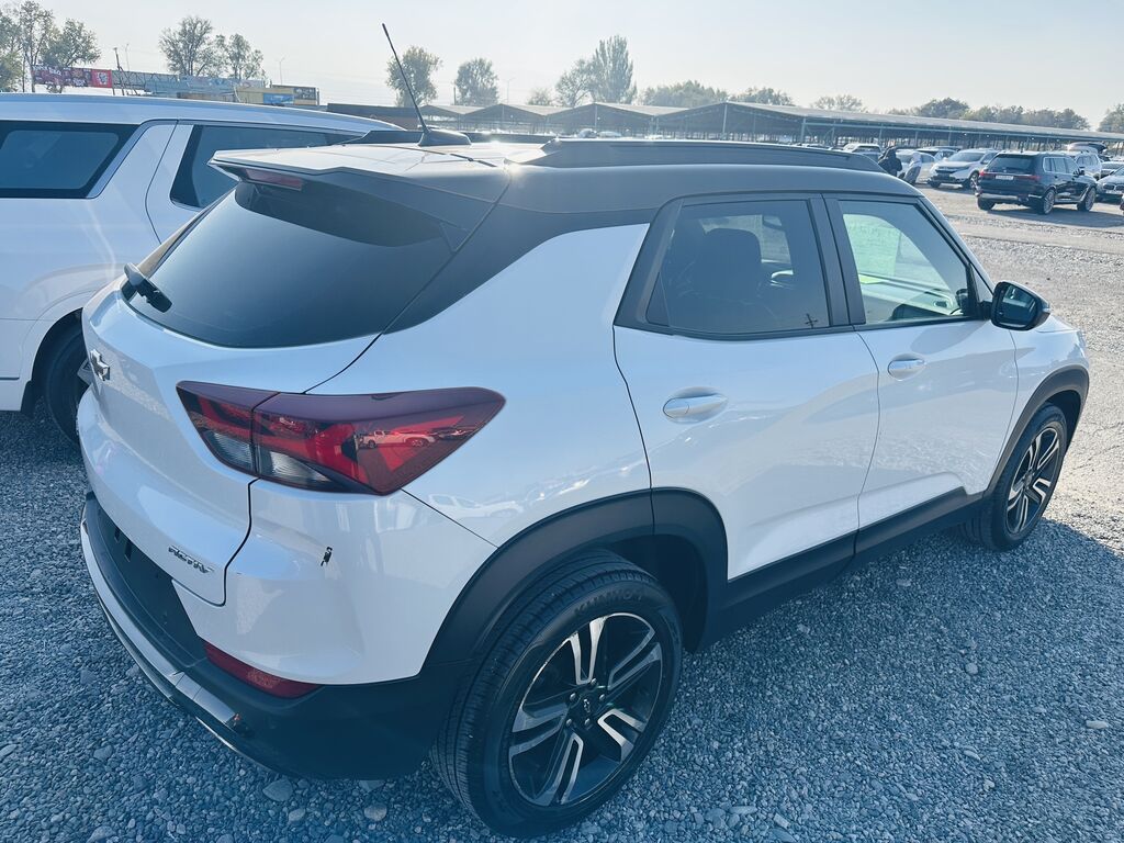 Chevrolet Trailblazer: 2021 г., 1.4 л, Автомат, Бензин, Кроссовер: фото 6