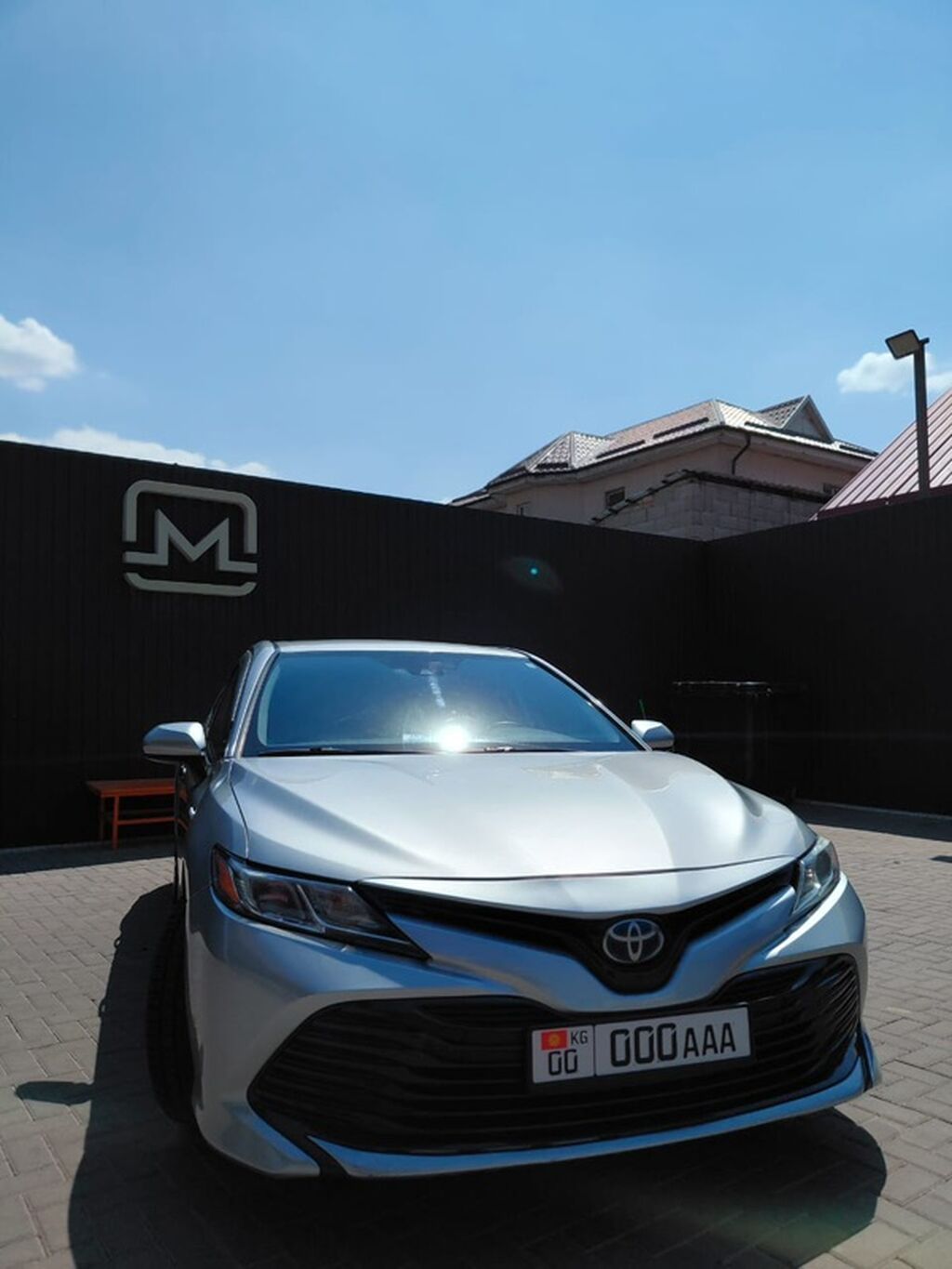 Toyota Camry: 2020 г., 2.5 л, Вариатор, Гибрид, Седан: фото 3