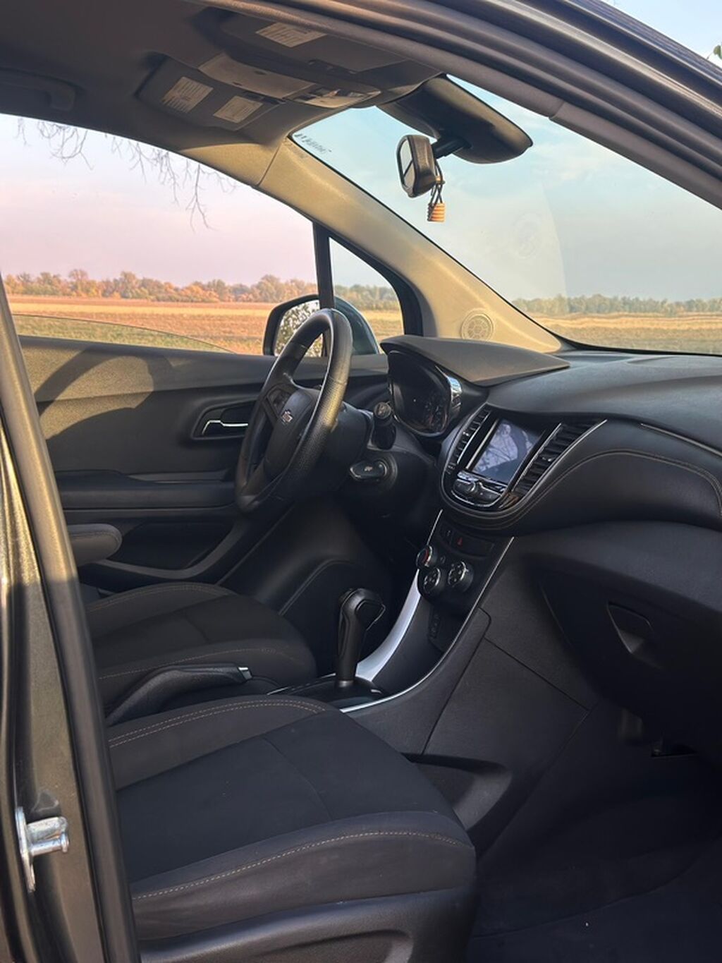 Chevrolet Trax: 2019 г., 1.4 л, Автомат, Бензин, Кроссовер: фото 7