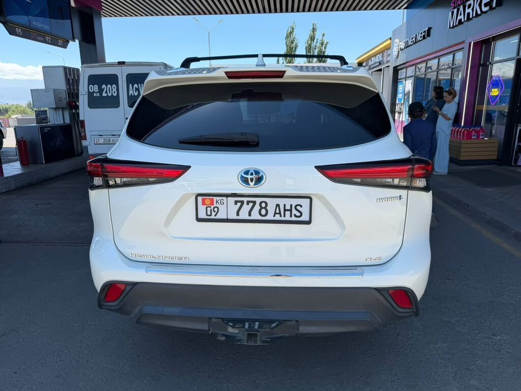 Toyota Highlander: 2020 г., 2.5 л, Автомат, Гибрид, Кроссовер: фото 5