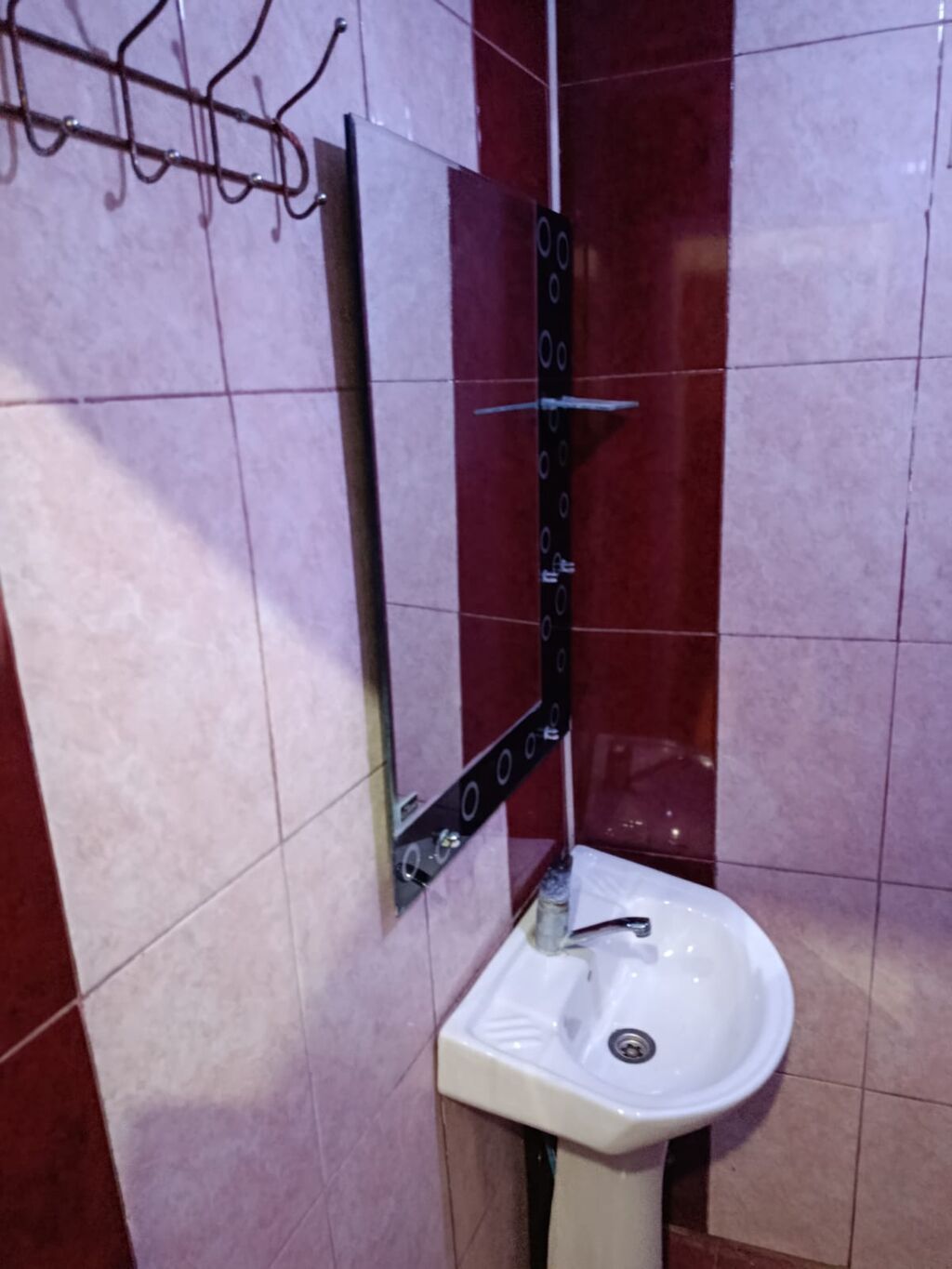 2 otaqlı, 65 kv. m, Orta təmir