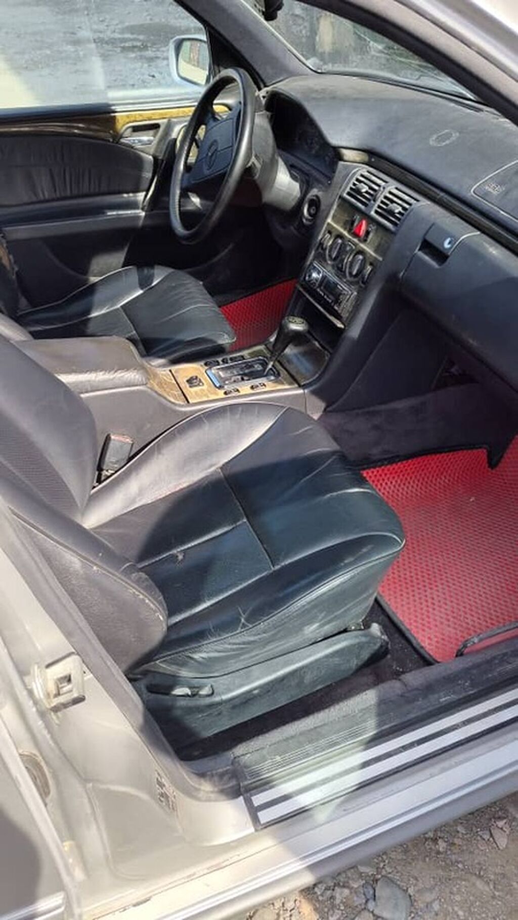 Mercedes-Benz E-Class: 1996 г., 3.2 л, Автомат, Бензин, Седан: фото 6