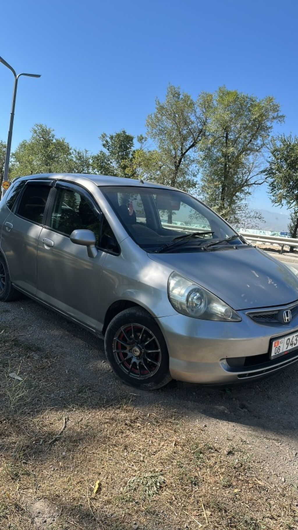 Honda Fit: 2003 г., 1.3 л, Вариатор, Бензин, Хэтчбэк: фото 4