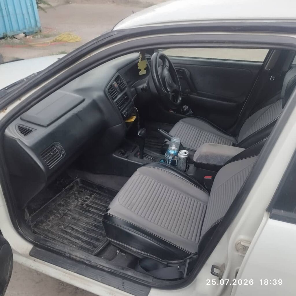 Nissan Primera: 1999 г., 1.8 л, Автомат, Бензин, Седан: фото 4