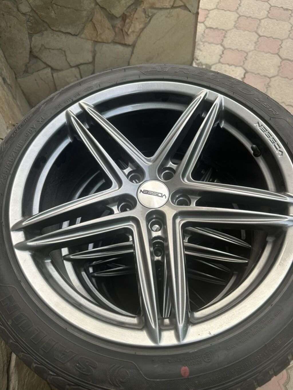Колеса в сборе 235 / 35 / R 18, Лето, Новый, Комплект, Легковые, Литые, отверстий - 5: фото 4