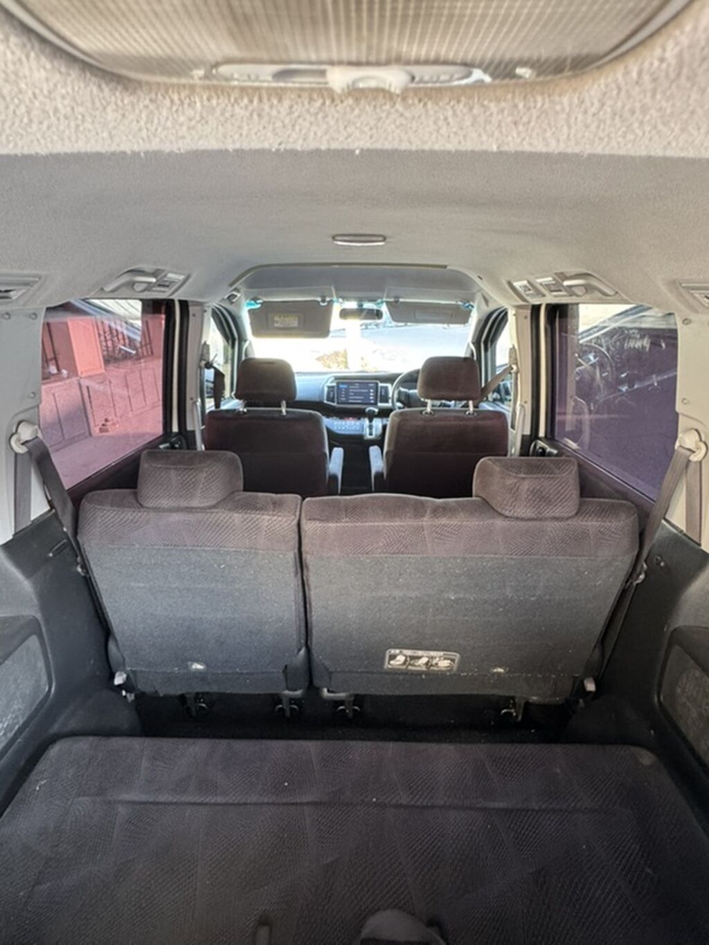 Honda Stepwgn: 2010 г., Газ, Минивэн: фото 3
