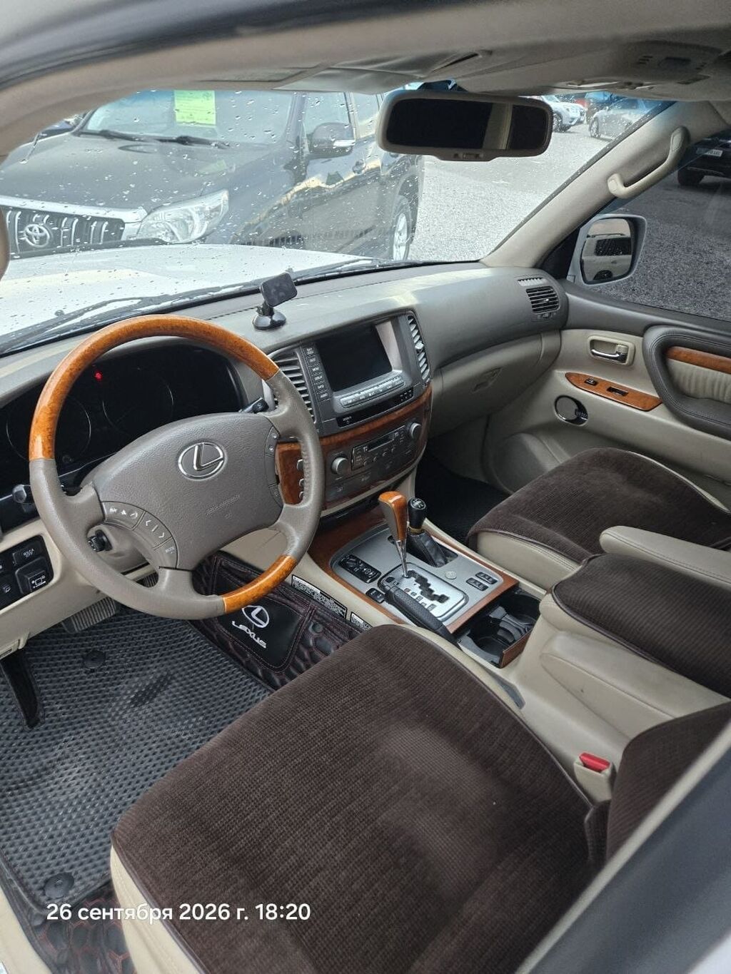 Lexus LX: 2006 г., 4.7 л, Автомат, Бензин, Внедорожник: фото 4