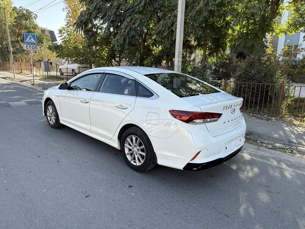 Hyundai Sonata: 2019 г., 2 л, Автомат, Газ, Седан: фото 4