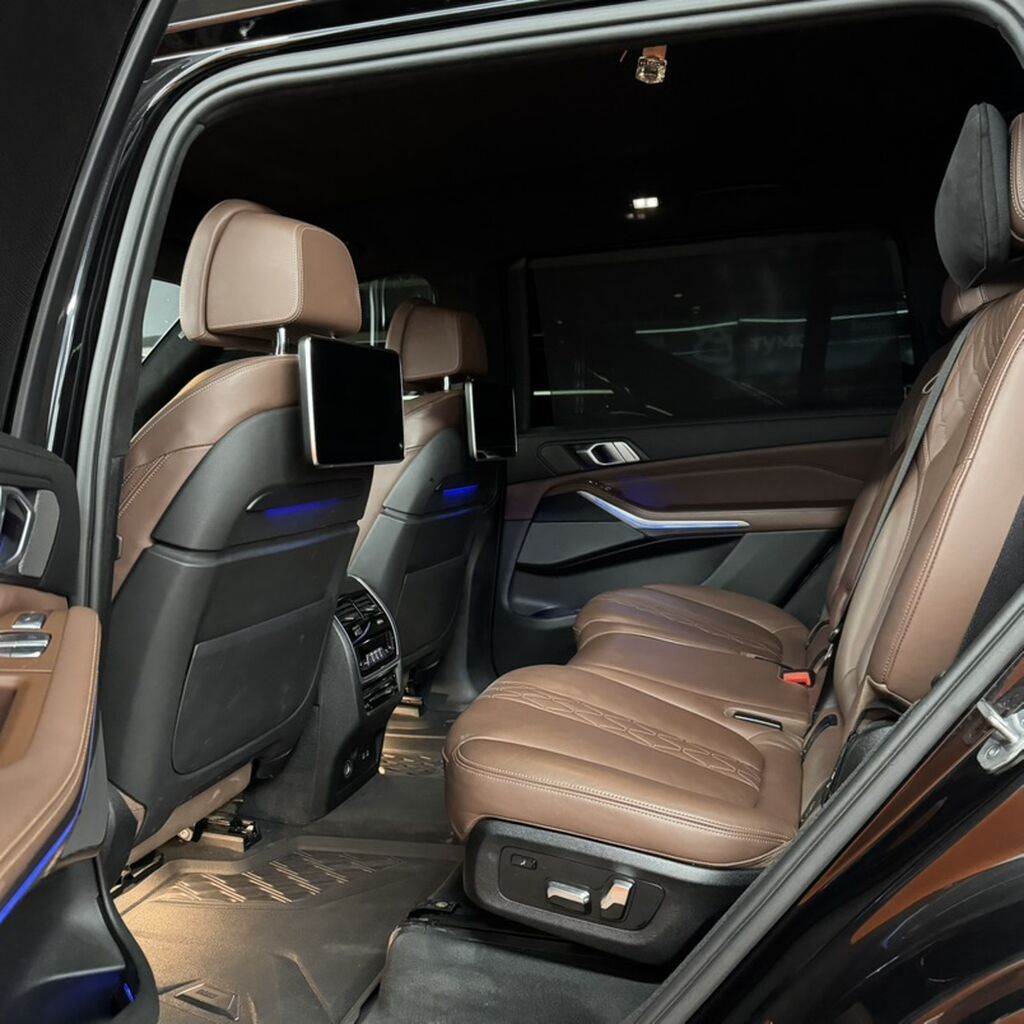 BMW X7: 2019 г., 3 л, Автомат, Бензин, Внедорожник: фото 4