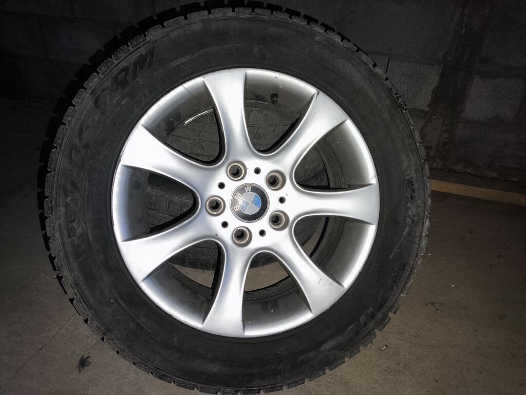 Колеса в сборе 225 / 55 / R 16, Зимняя шипованная, Б/у, Комплект, Легковые, Литые, отверстий - 5: фото 1