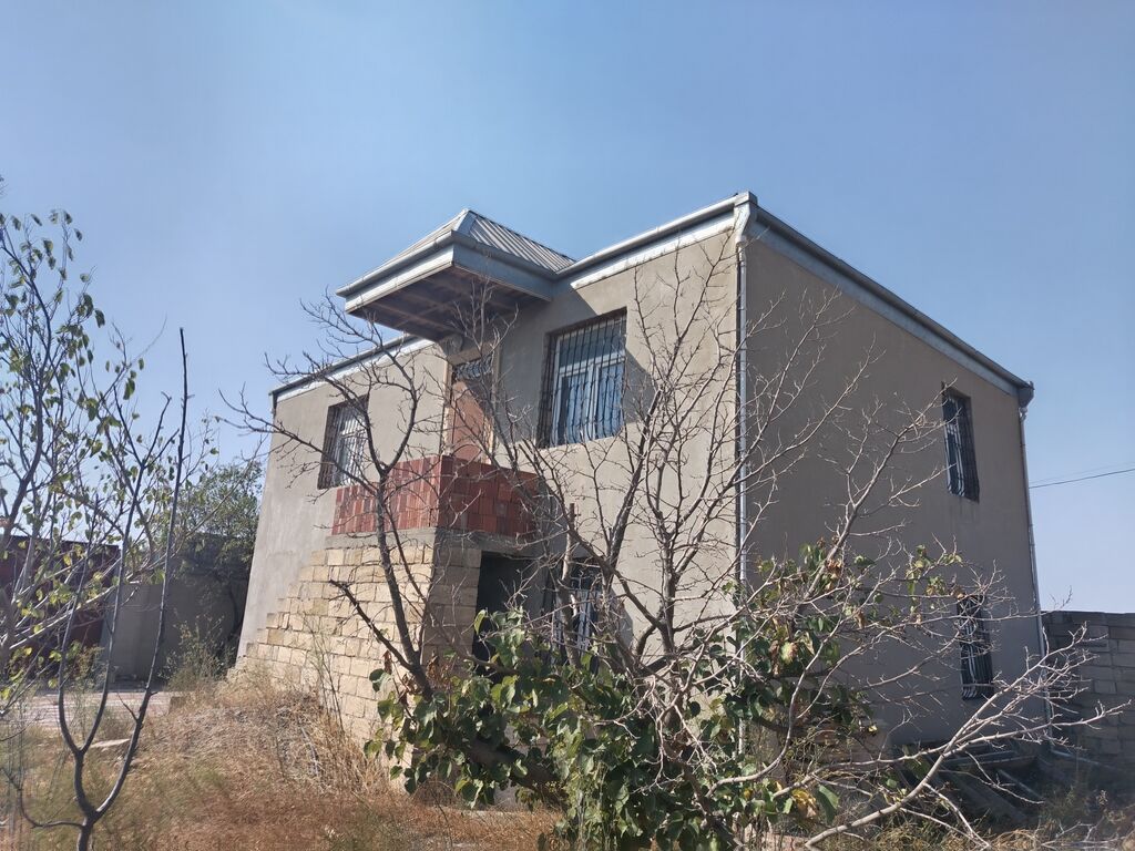 5 otaqlı, 180 kv. m, Təmirsiz