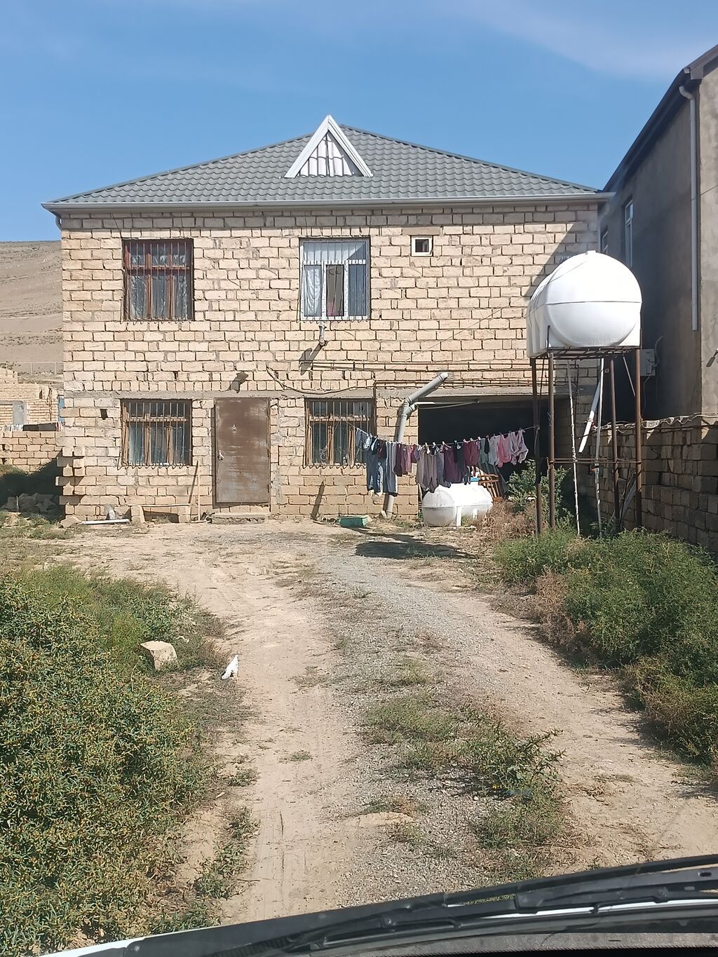 7 otaqlı, 200 kv. m