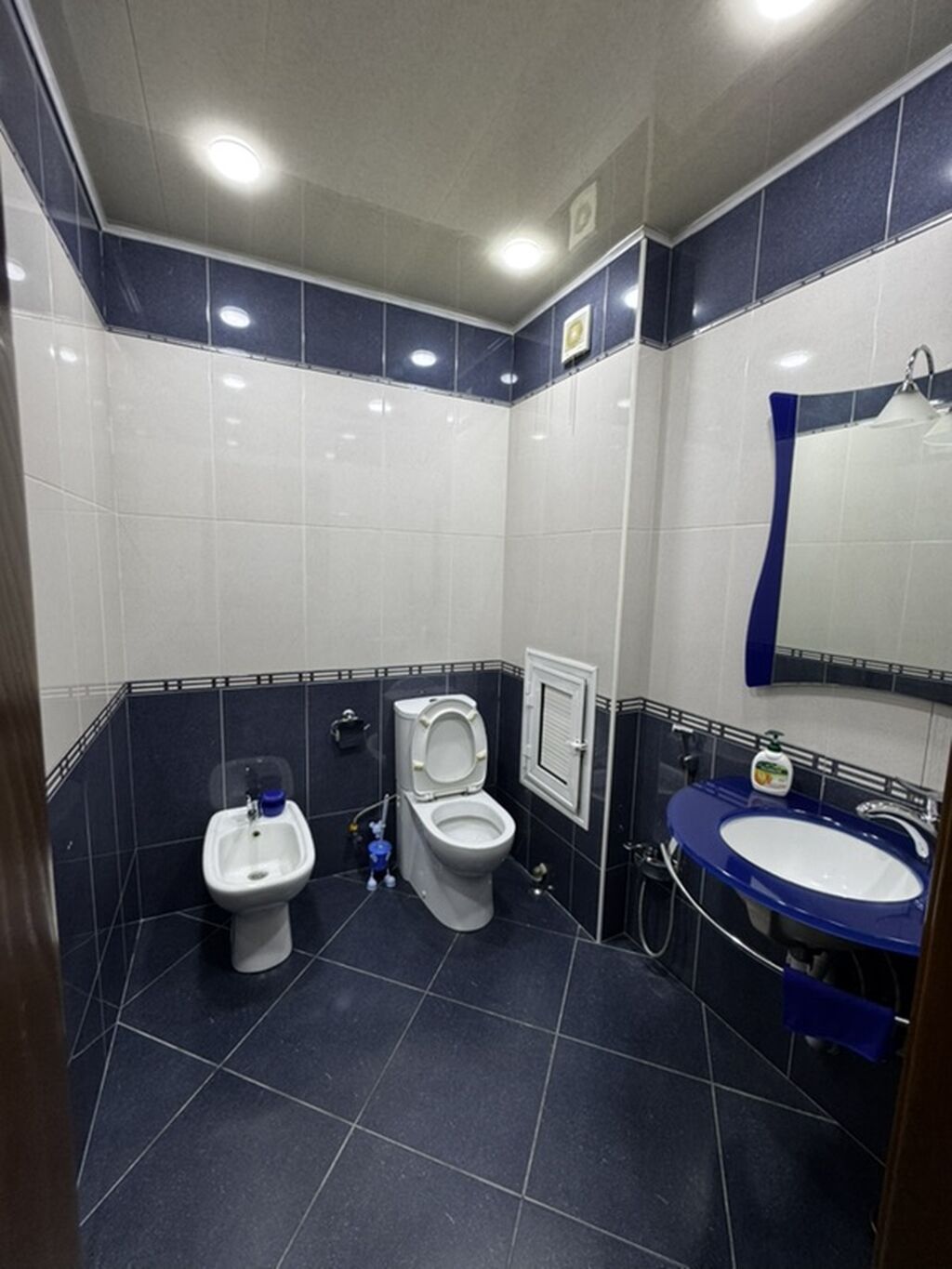 İnşaatçılar metrosunun TAM yanında — 150 m², 3 otaqlı, tam əşyalı