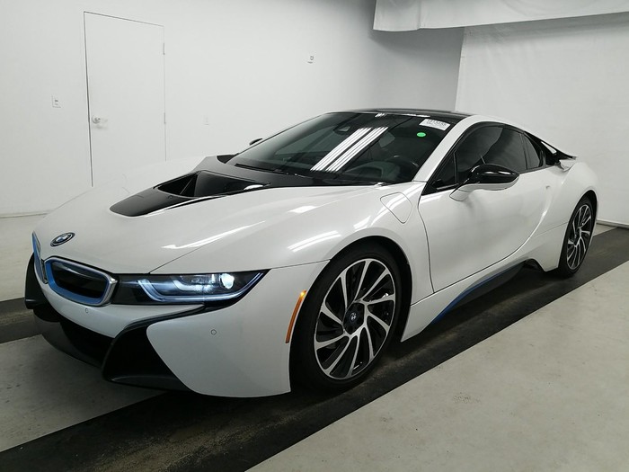 Bmw I8 1 5 L 2016 29941 Km Elan Yaradilib 21 May 2019