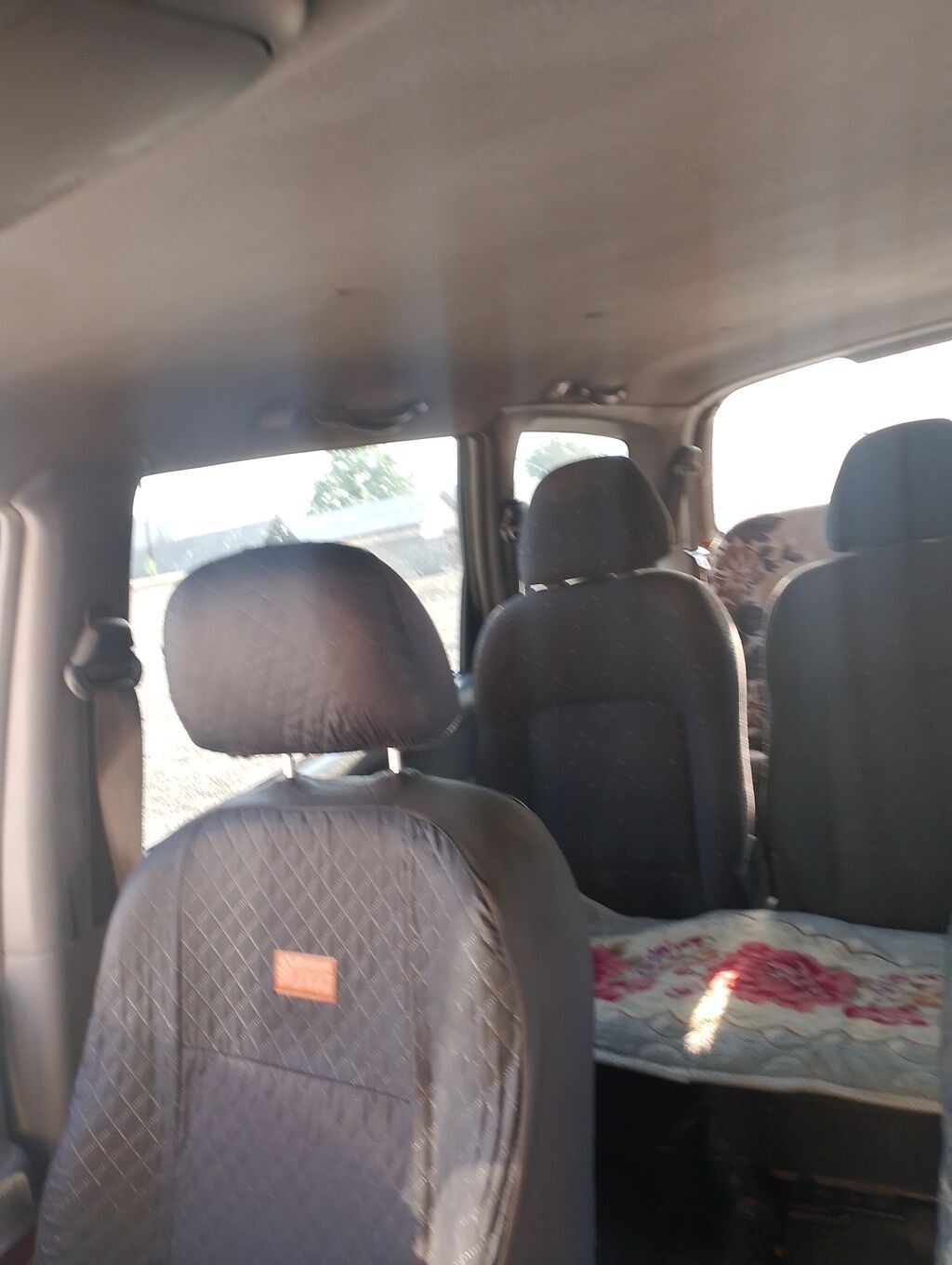 Hyundai Starex: 2002 г., 2.5 л, Механика, Дизель, Минивэн: фото 4