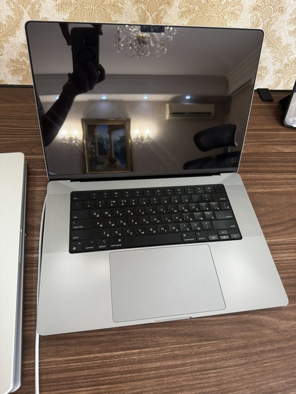 Apple MacBook Pro 16 pro в идеальном состоянии - Чип: Apple M1 Pro: фото 4