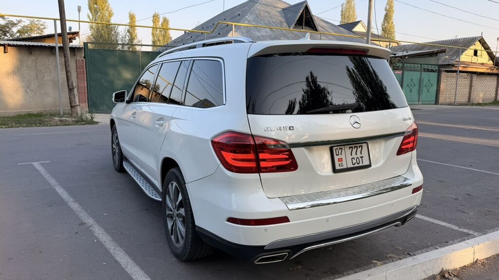Mercedes-Benz GL-Class: 2015 г., 3 л, Автомат, Бензин, Внедорожник: фото 4