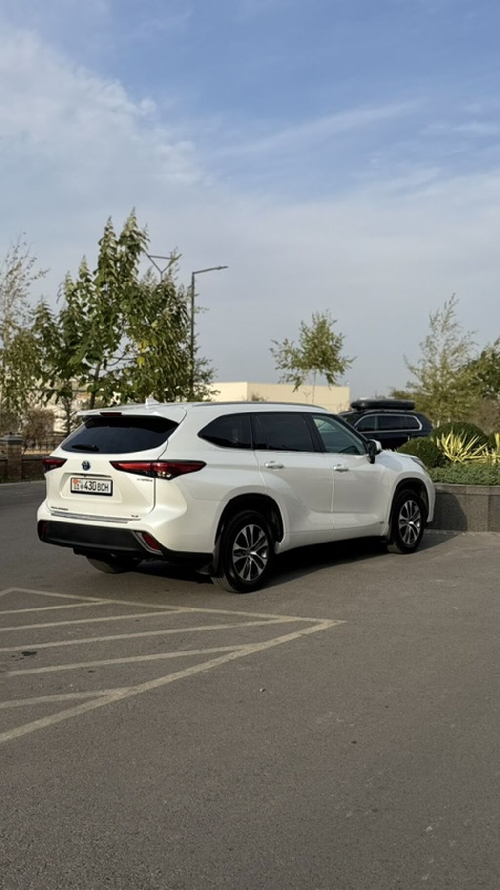 Toyota Highlander: 2022 г., 2.5 л, Вариатор, Гибрид, Кроссовер: фото 6