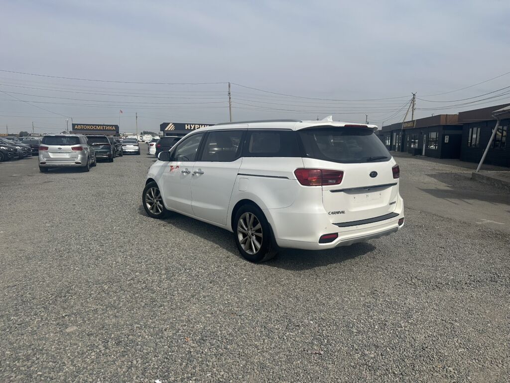 Kia Carnival: 2019 г., 2.2 л, Автомат, Дизель, Минивэн: фото 4
