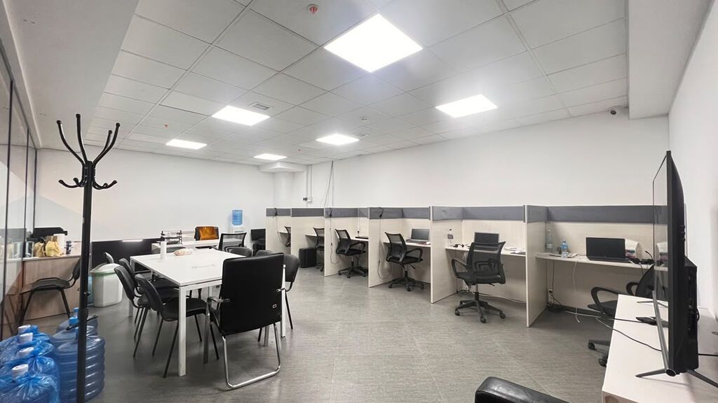 Продажа офисов 42 м², С ремонтом, Бизнес центр, 5 этаж