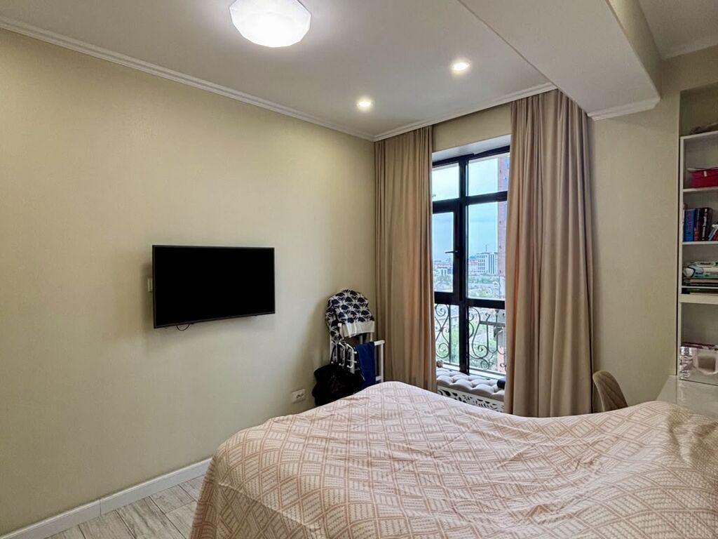 3 комнаты, 73 м², Старый аэропорт Элитка, 10 этаж, Евроремонт: фото 3
