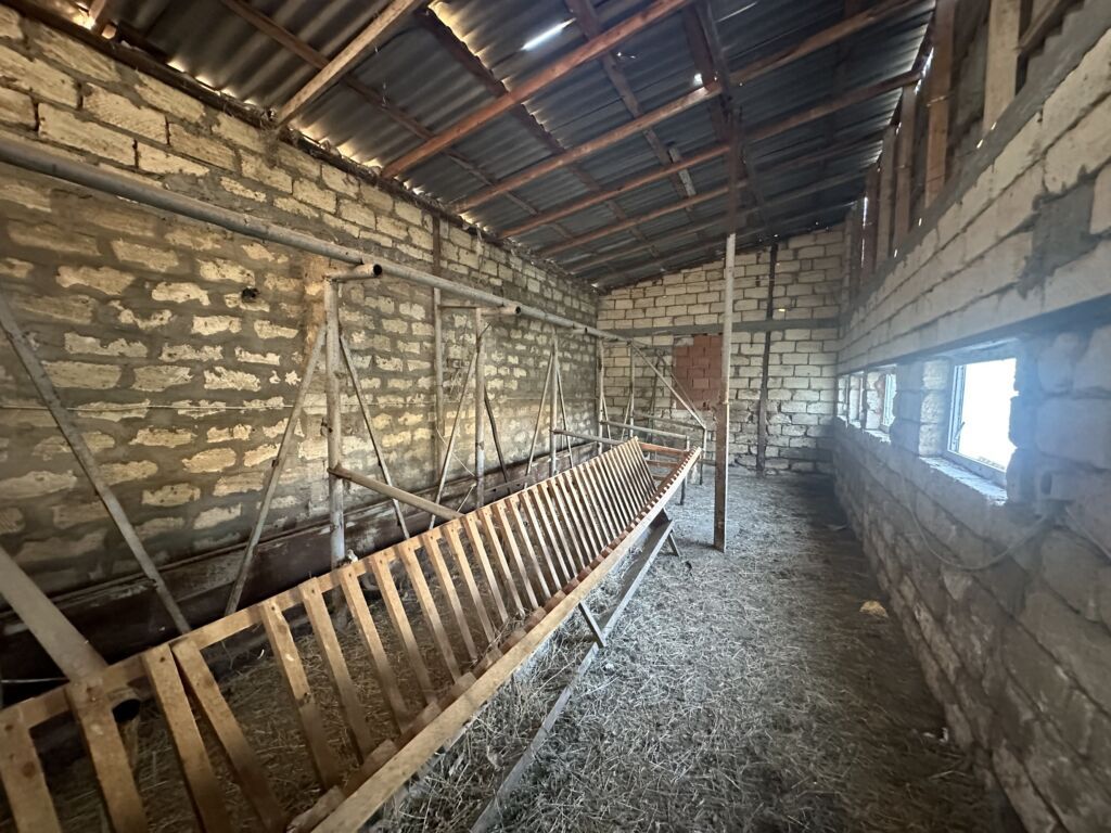 4 otaqlı, 300 kv. m, Kredit yoxdur, Orta təmir