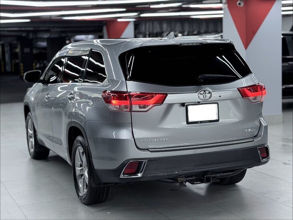 Toyota Highlander: 2017 г., 3.5 л, Автомат, Бензин, Кроссовер: фото 5