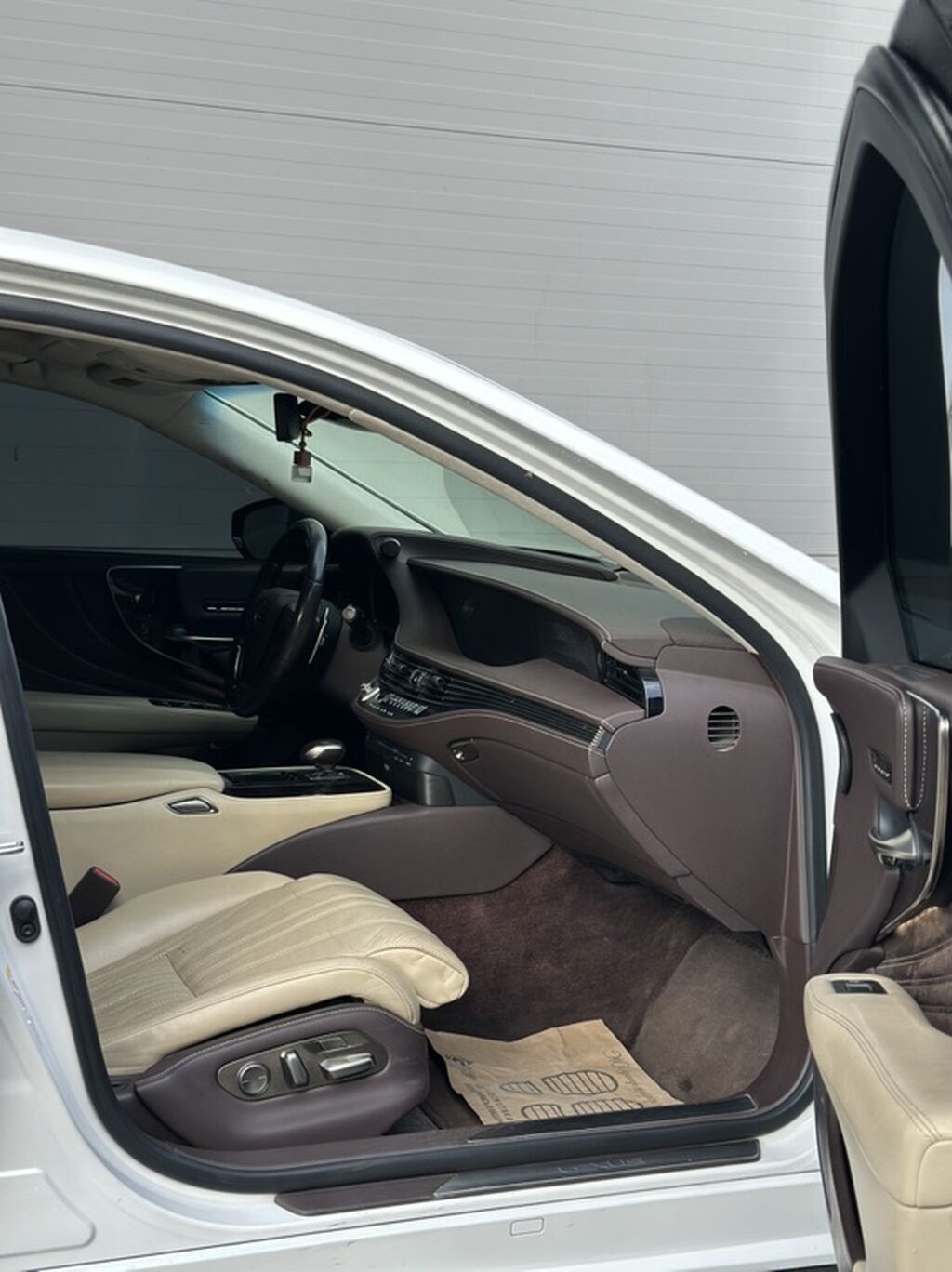 Lexus LS: 2018 г., 3.5 л, Автомат, Гибрид, Седан: фото 8