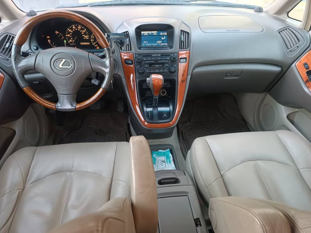 Lexus RX: 2002 г., 3 л, Автомат, Бензин, Кроссовер: фото 7