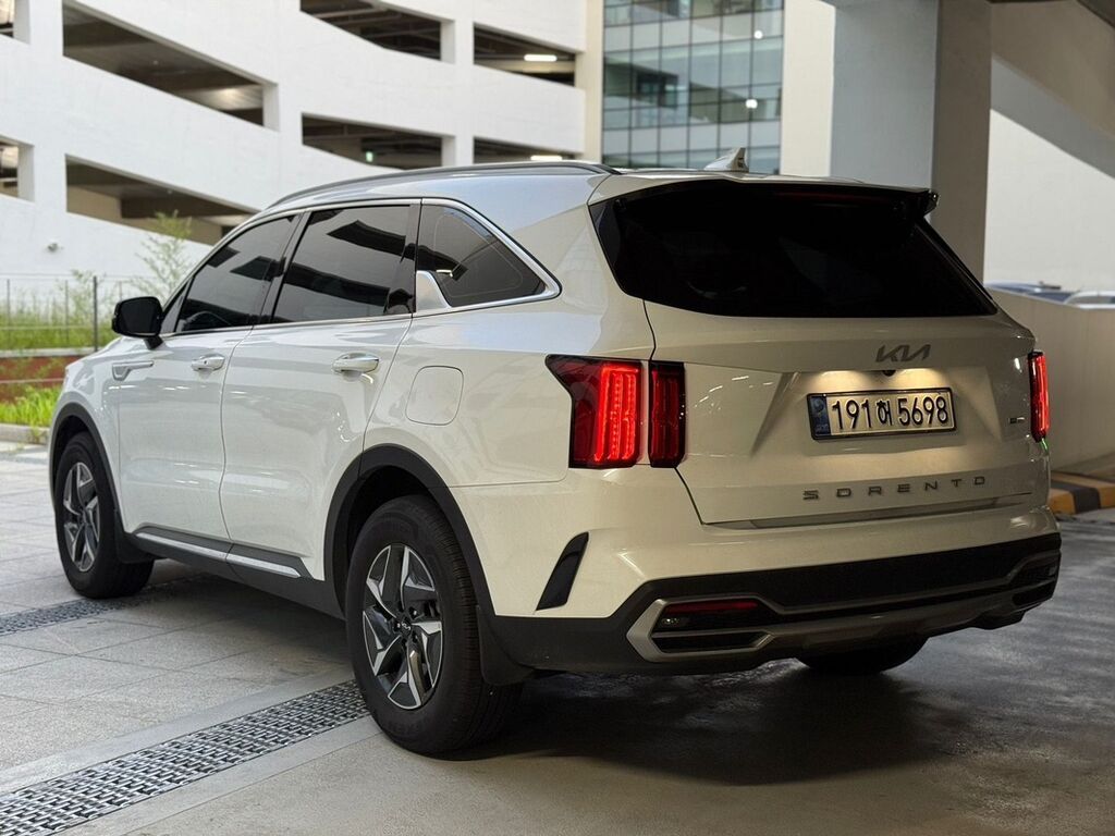 Kia Sorento: 2022 г., 1.6 л, Автомат, Гибрид, Кроссовер: фото 6