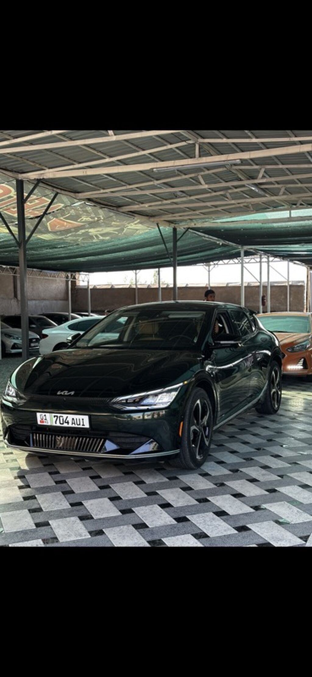 Kia EV6: 2023 г., Автомат, Электромобиль, Кроссовер: фото 3