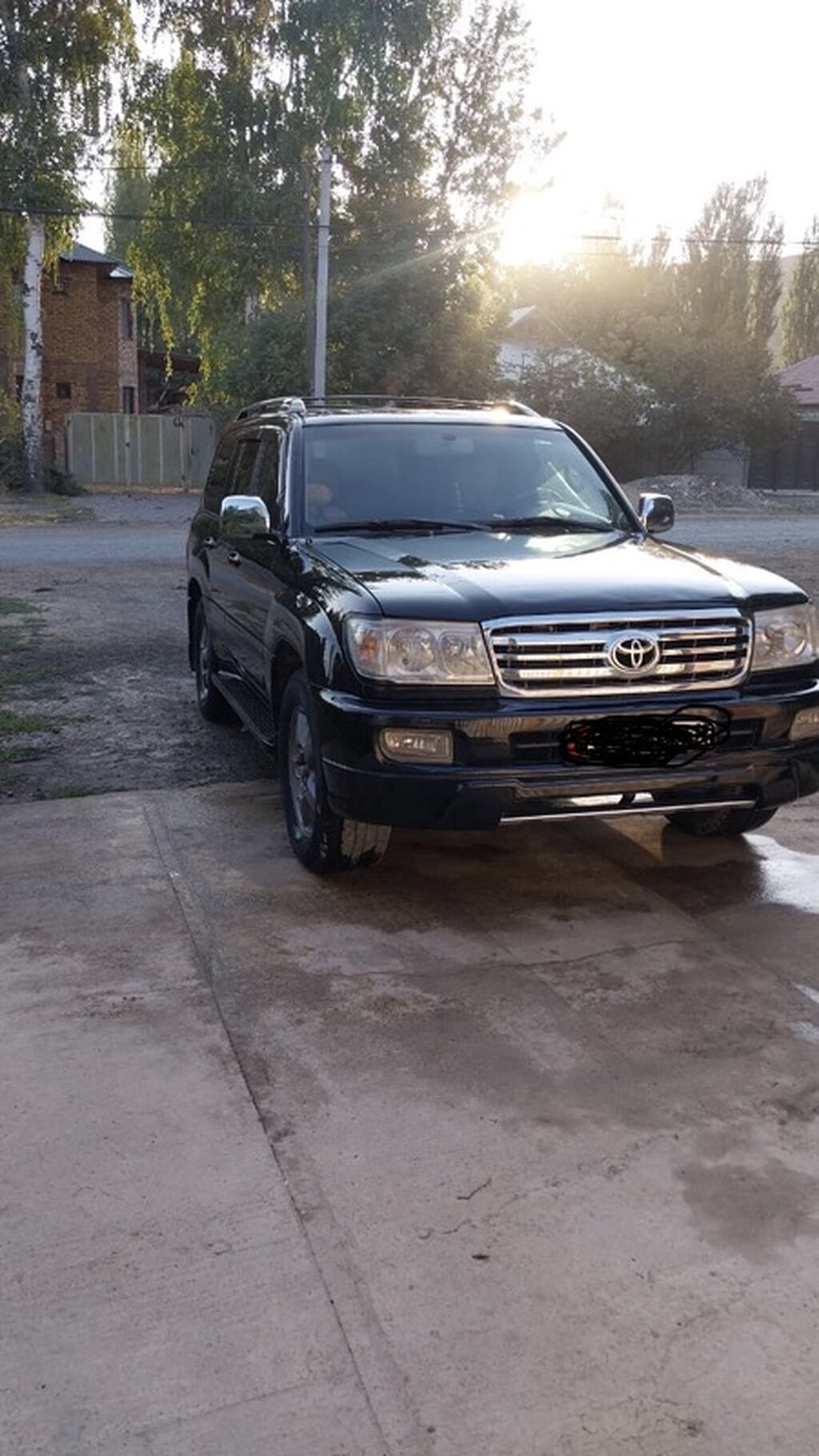 Toyota Land Cruiser: 2004 г., 4.7 л, Автомат, Газ, Внедорожник: фото 1
