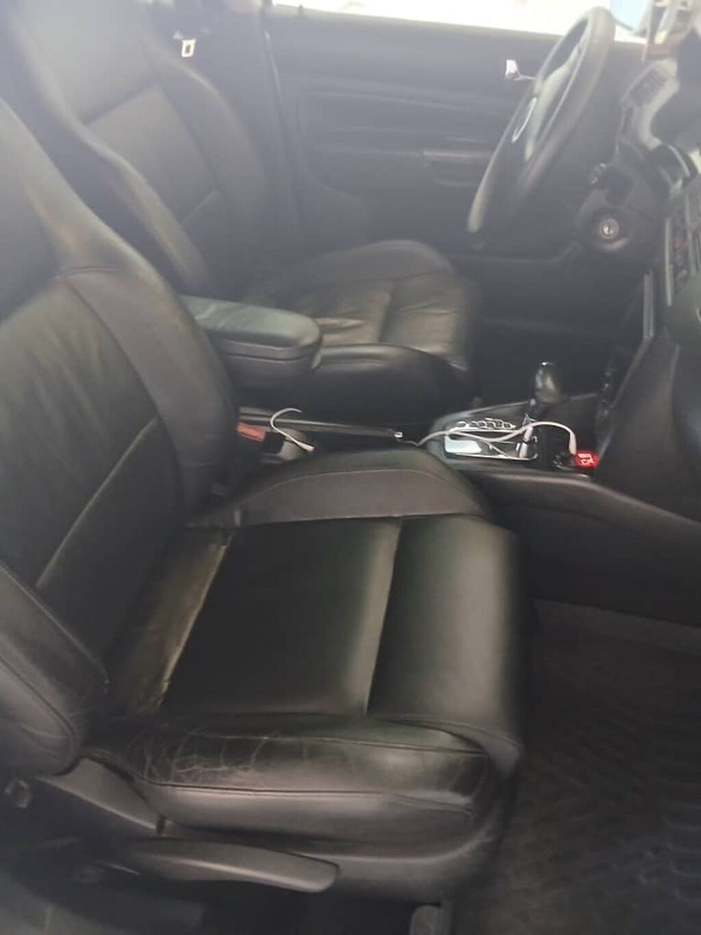 Volkswagen Golf: 2002 г., 2 л, Автомат, Бензин, Хэтчбэк: фото 5