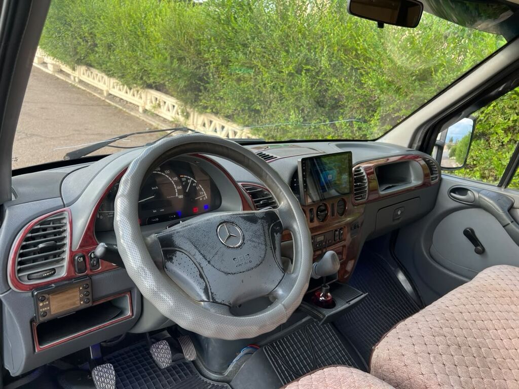 Mercedes-Benz Спринтер: 2001 г., 2.7 л, Механика, Дизель, Бус: фото 7
