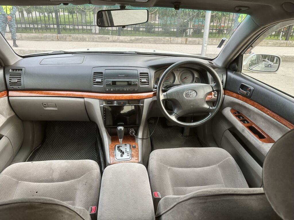 Toyota Mark II: 2003 г., 2 л, Автомат, Бензин, Седан: фото 8