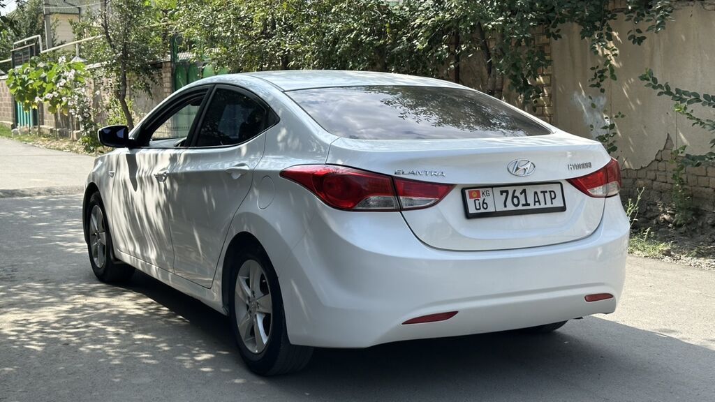 Hyundai Elantra: 2011 г., 1.6 л, Автомат, Бензин, Седан: фото 5