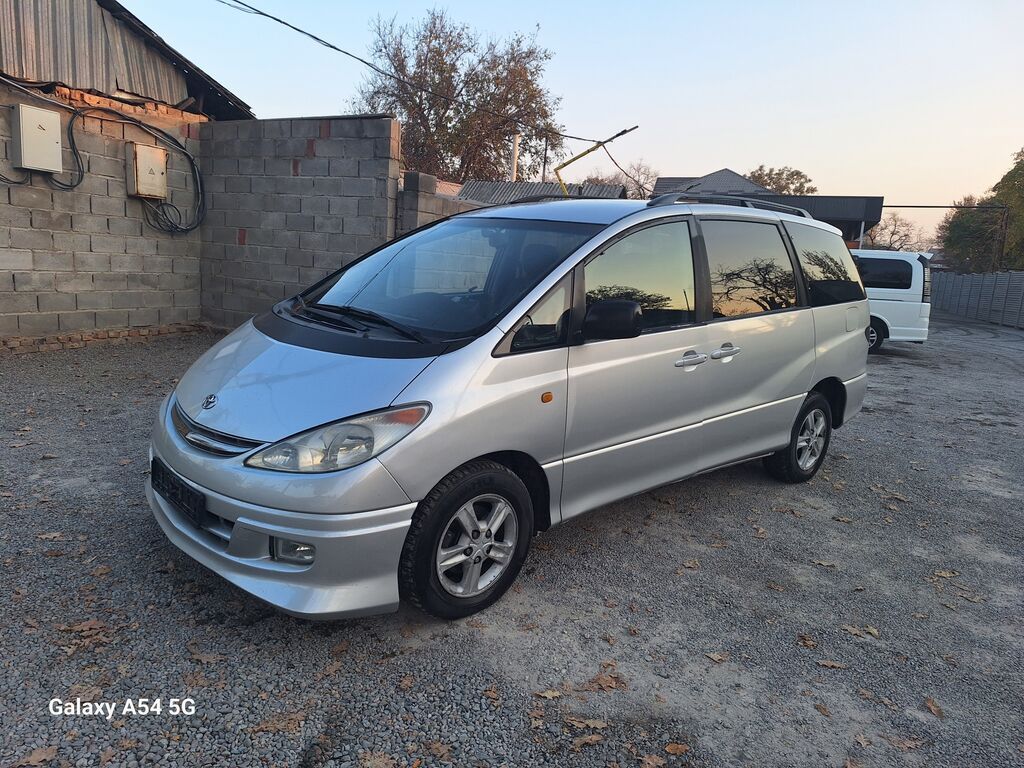 Toyota Previa: 2001 г., 2.4 л, Автомат, Газ, Минивэн: фото 2