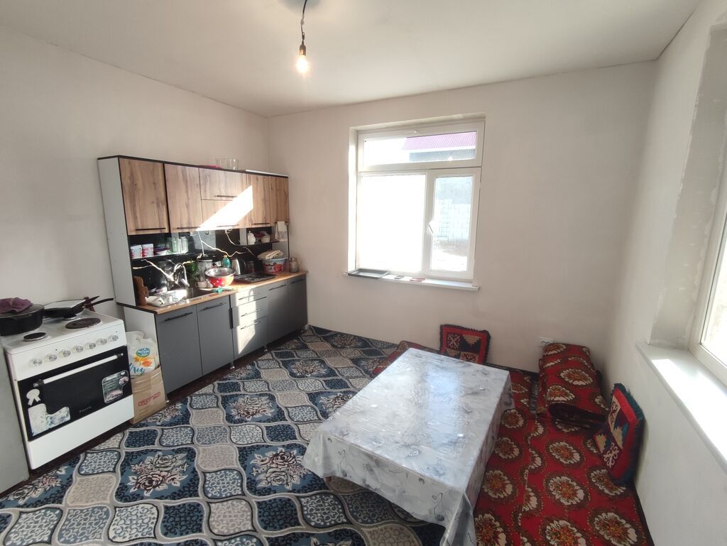Продам дом с земельным участком в Оше (Ишкаван), 4 комнаты: фото 5