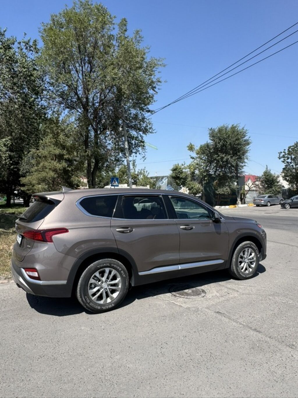 Hyundai Santa Fe: 2020 г., 2.4 л, Автомат, Бензин, Кроссовер: фото 2