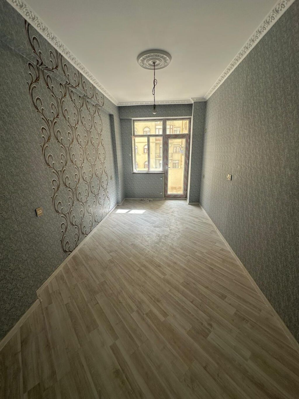 2 otaqlı, Yeni tikili, 70 kv. m